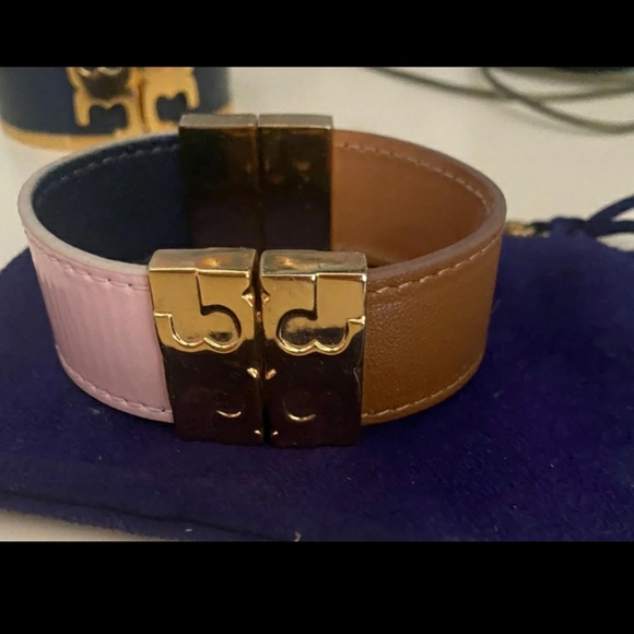 Gorgeous Tory Burch multi color cuff - Picture 6 of 7